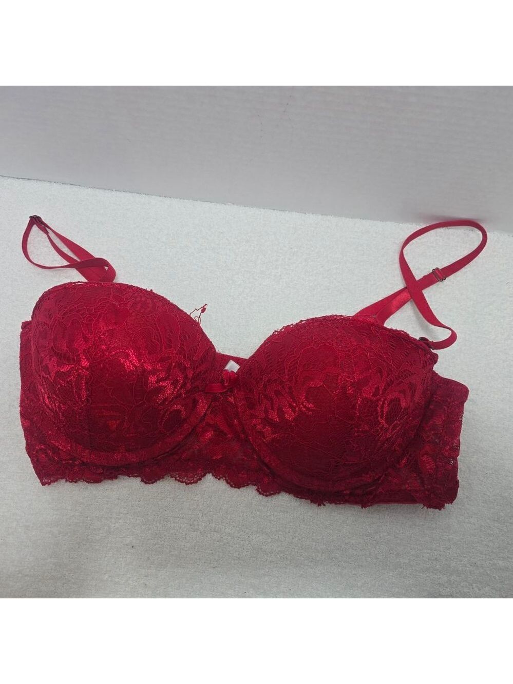 Women's Marilyn Monroe Red Lace Bra 36C